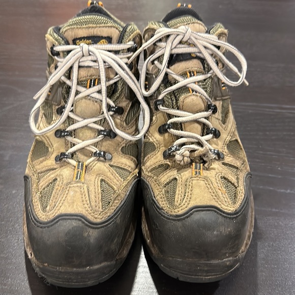 Golden Retriever Work Boots; waterproof with hard toes; men’s size 9 1/2 Wide - Picture 4 of 8